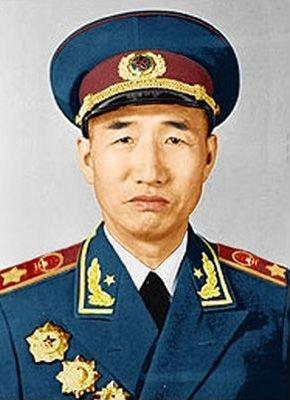 中国人民解放军创建人和领导人之一，中国人民解放军十大元帅之一。